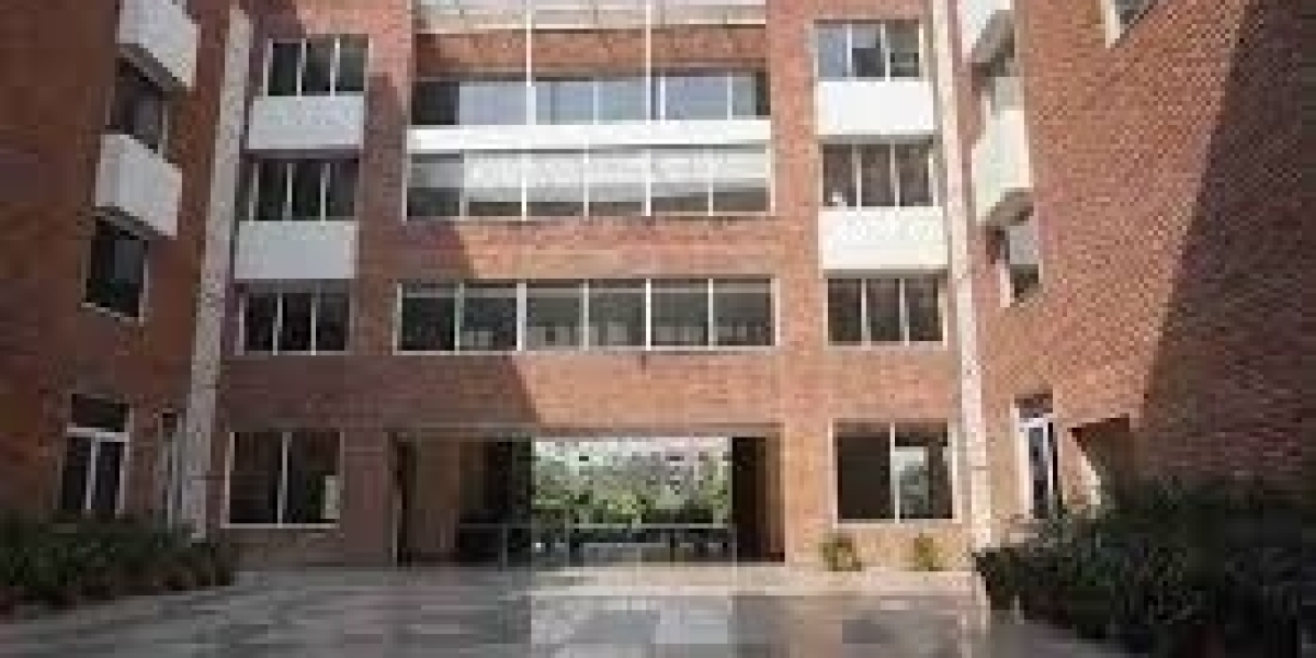Finding the Right Psychiatrist in Delhi for Mental Wellness